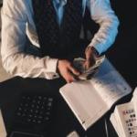 Tjen penge online - Køb aktier og kom i gang med aktiehandel