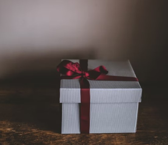 4 things you can wish for Christmas, if you are also completely blank (for him)